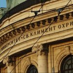 Лауреати на олимпиади ще могат да влизат в университет и с отличия от 11-и клас